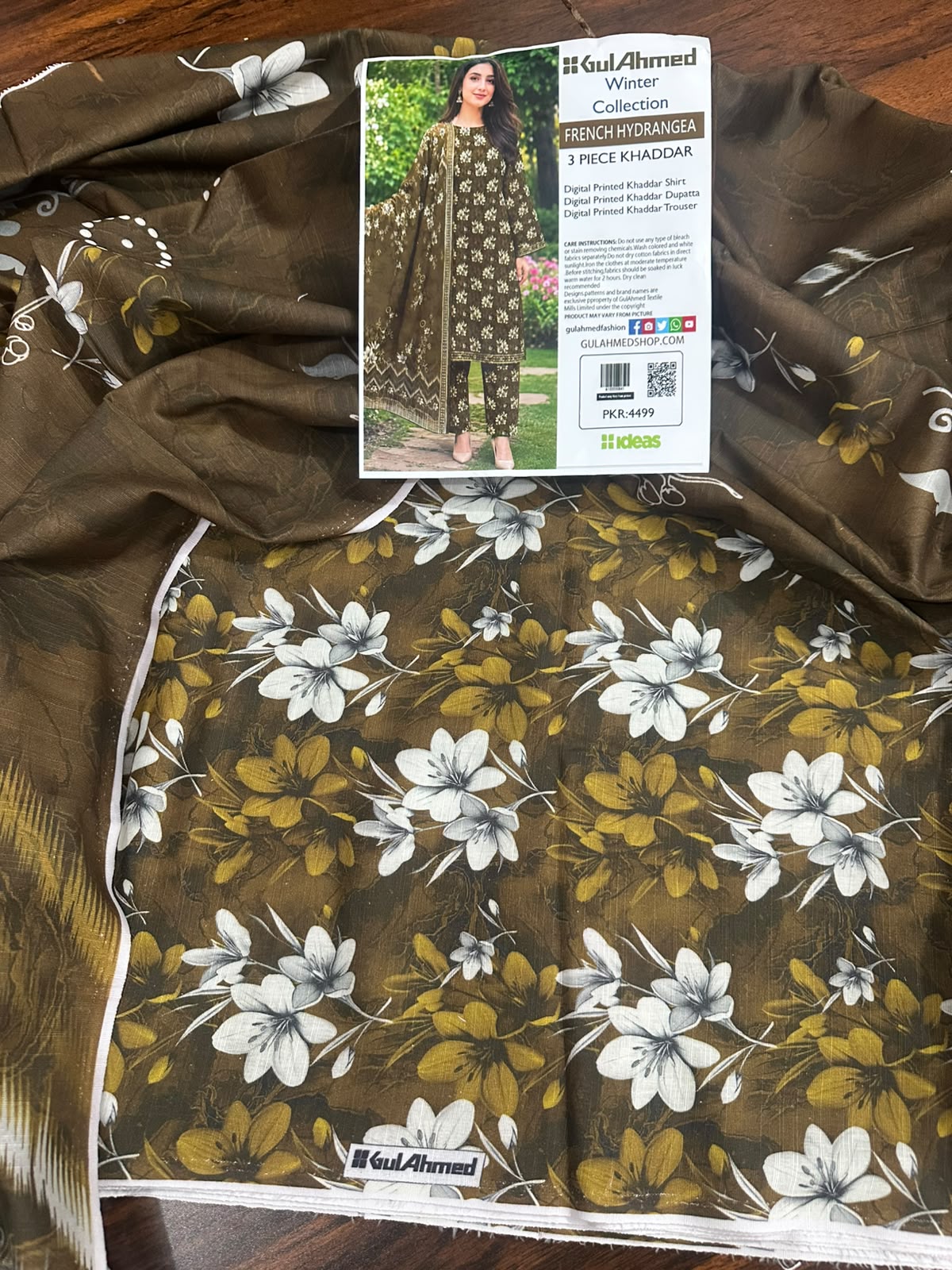 Stylish 3 Piece Khaddar Suit | Printed Shirt, Trouser & Khaddar Dupatta 🌸