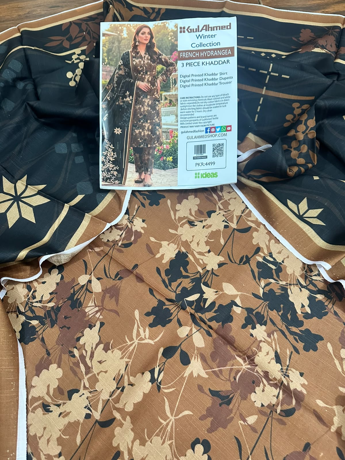 Stylish 3 Piece Khaddar Suit | Printed Shirt, Trouser & Khaddar Dupatta 🌸